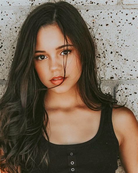 jenna ortega bikini pics|Photos: Wednesday Star Jenna Ortegas Most。